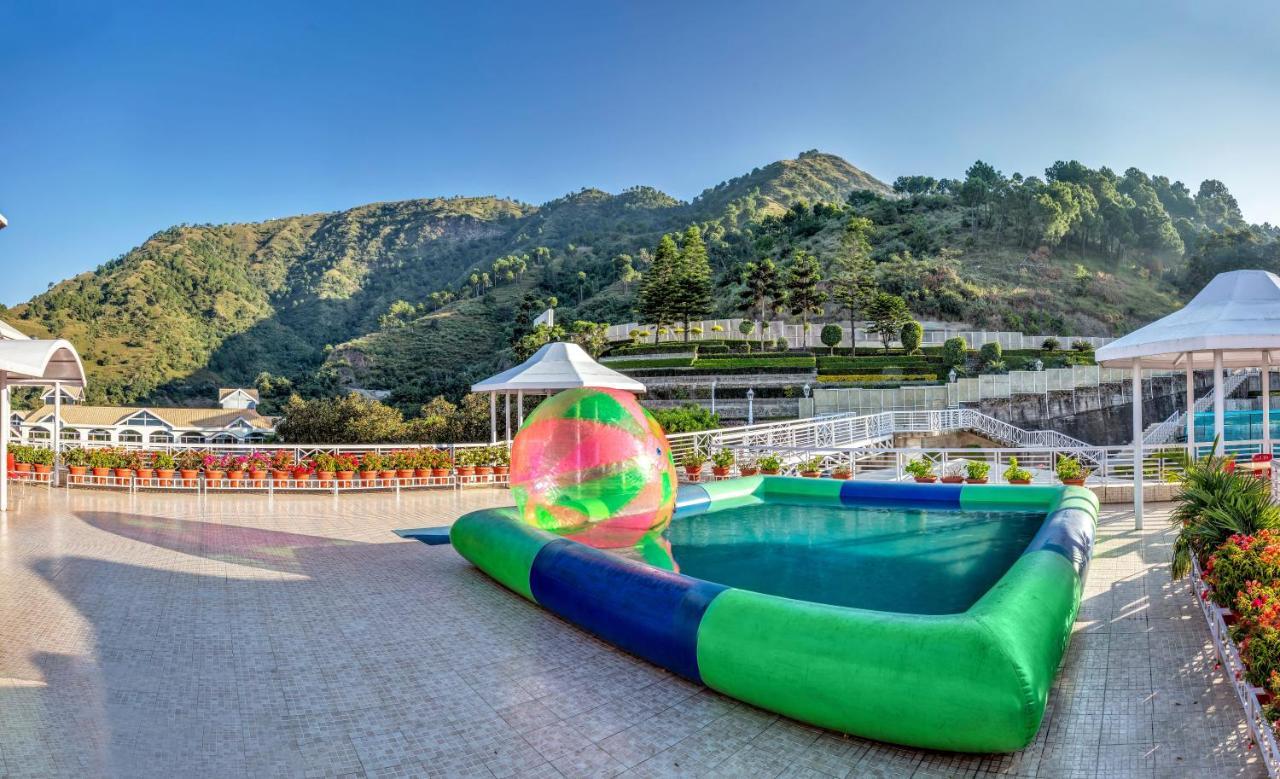 Club Mahindra Kandāghāt Bagian luar foto