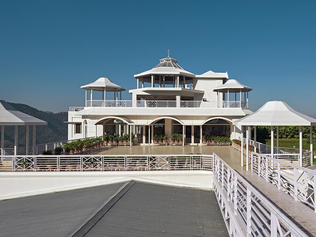 Club Mahindra Kandāghāt Bagian luar foto