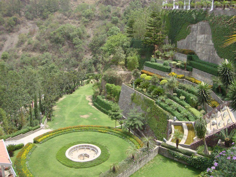 Club Mahindra Kandāghāt Bagian luar foto