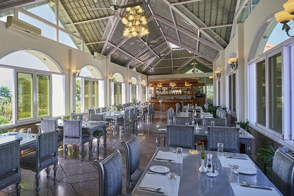 Club Mahindra Kandāghāt Bagian luar foto