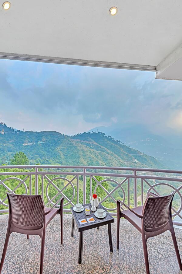 Club Mahindra Kandāghāt Bagian luar foto